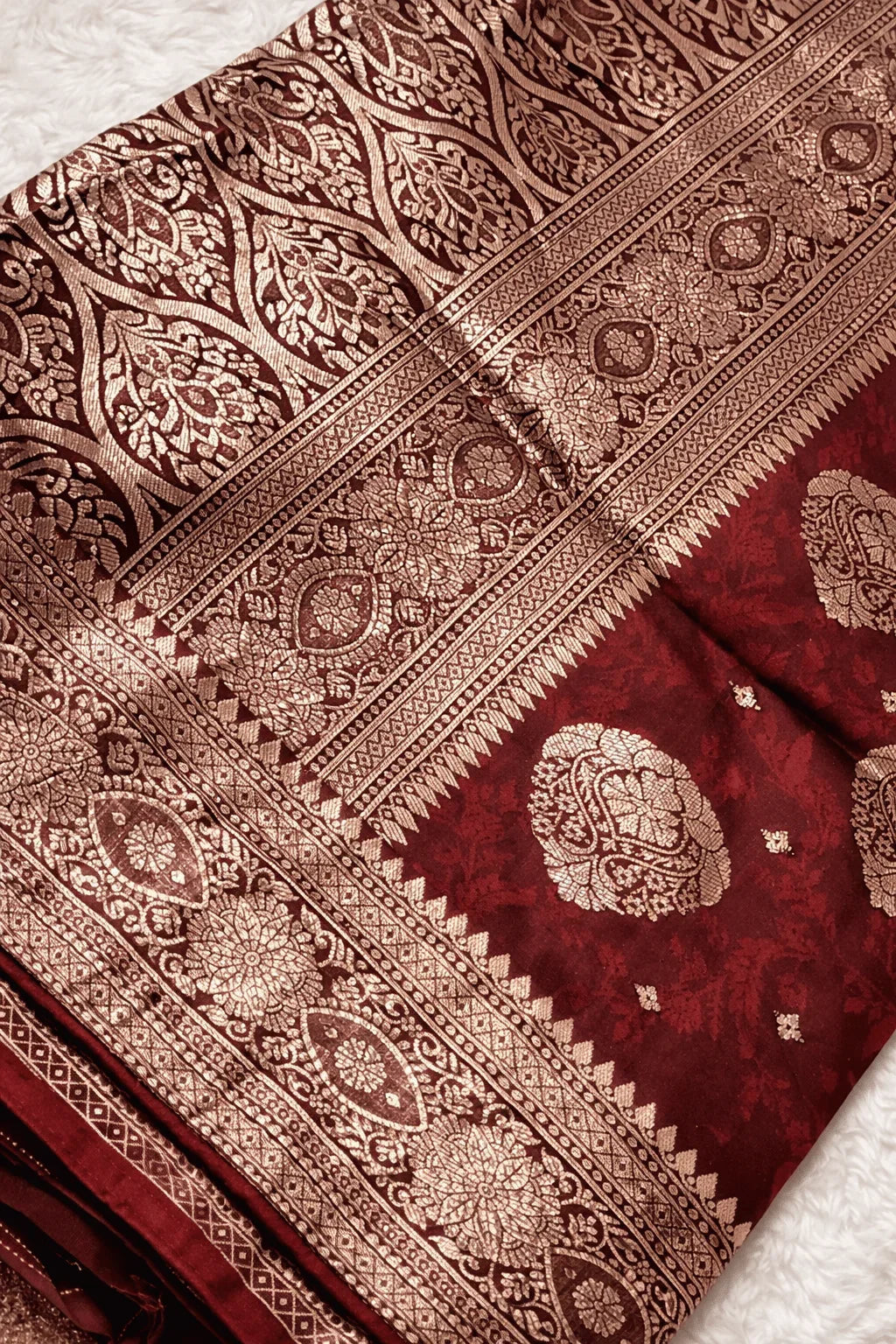 Maroon Wedding Banarasi Silk Saree with Blouse Piece - Kanyaraa