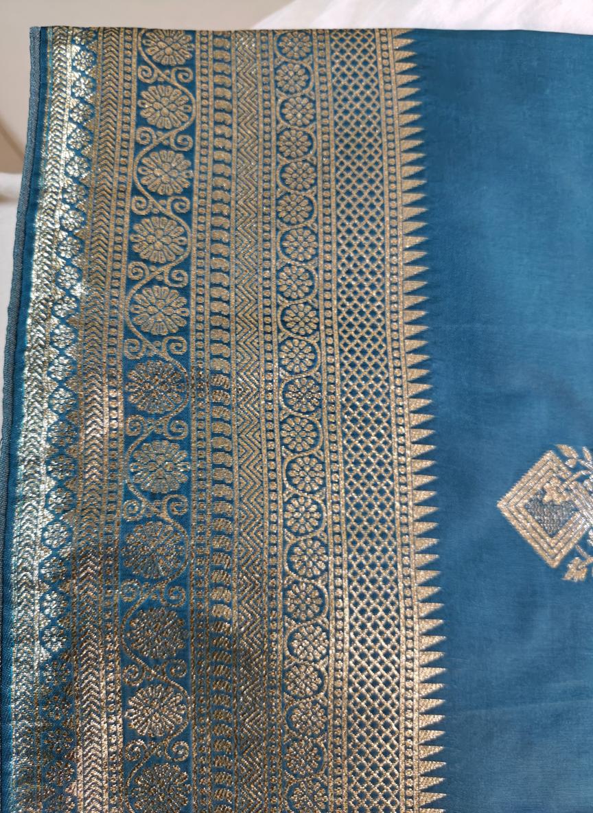 Pastel Blue Color Authentic Varanasi Banarasi Silk Saree in Traditional Gold Zari - Kanyaraa