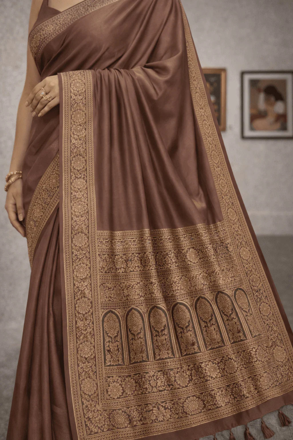 Pastel Brown Banarasi Silk Saree with Gold Border and Blouse Piece - Kanyaraa