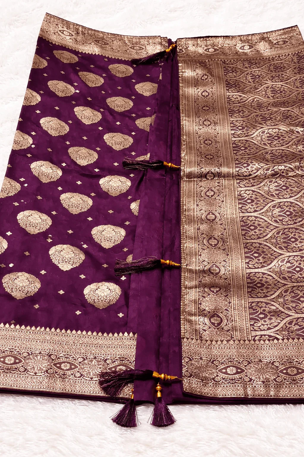 Purple Wedding Banarasi Silk Saree with Blouse Piece - Saree
