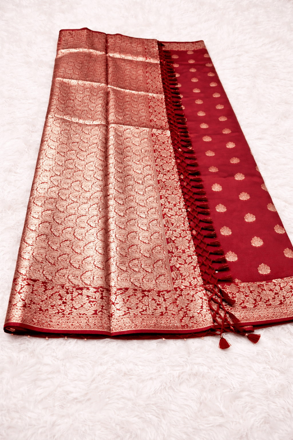 Designer Banarasi Red Zari Saree - Kanyaraa